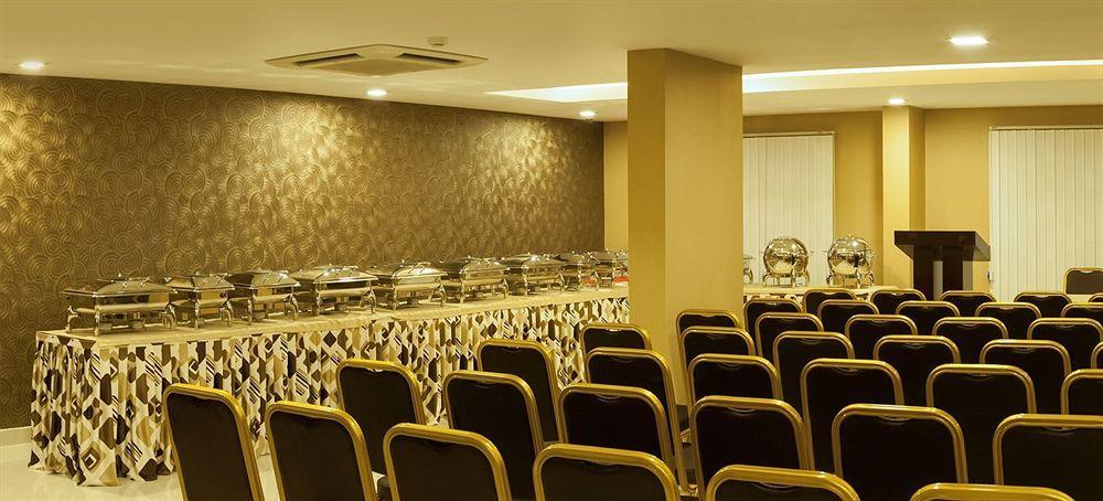 فندق أبام Kochi المظهر الخارجي الصورة